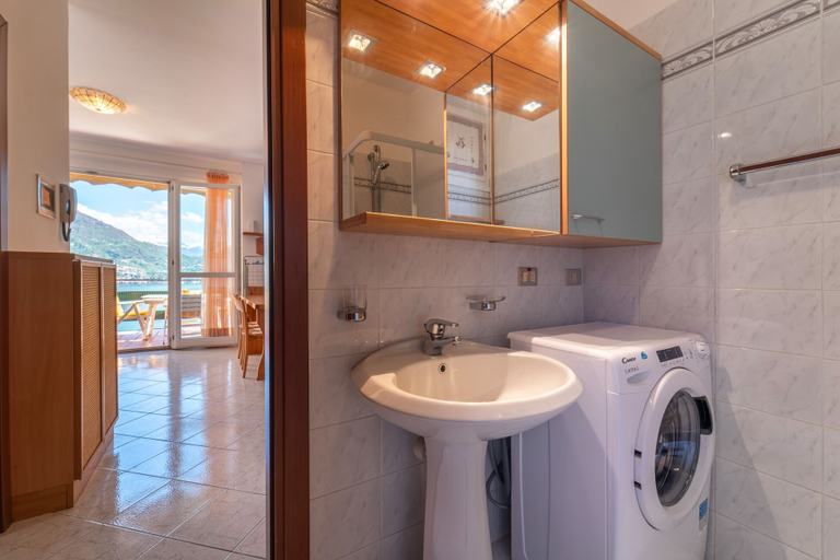 Bathroom 3, Solelago by Wonderful Italy, Como