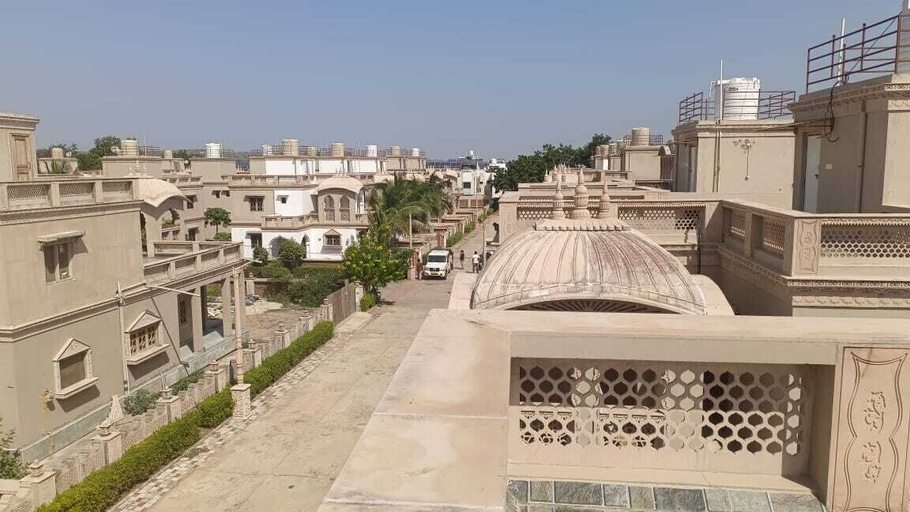 Others 4, Rajvada bounglos, Kachchh