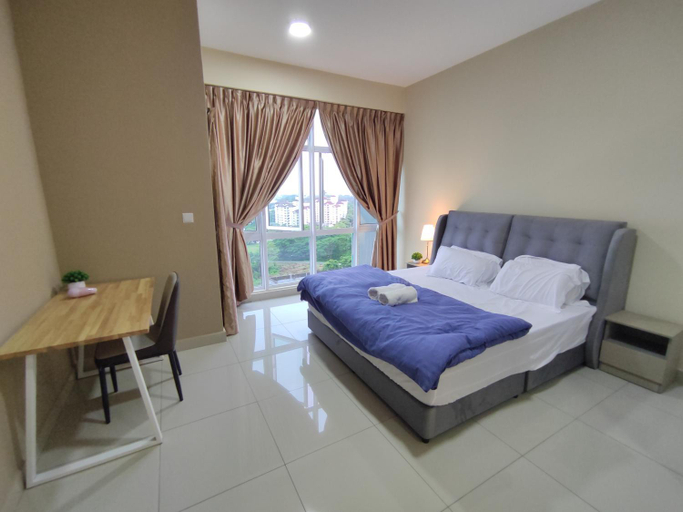 Bedroom 1, Twin Galaxy Studio with King bed city view, Johor Bahru