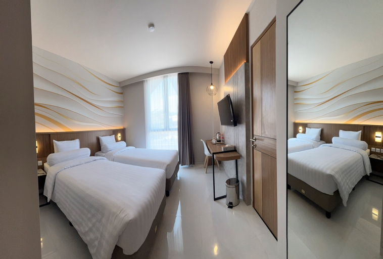 Bedroom 8