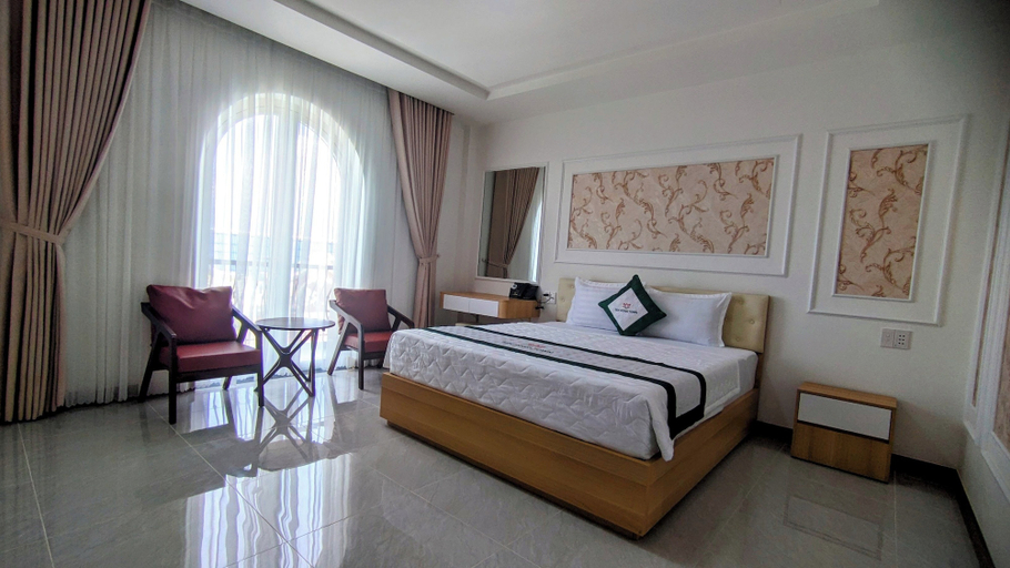Bedroom 2, Sen Hong Town, Châu Thành