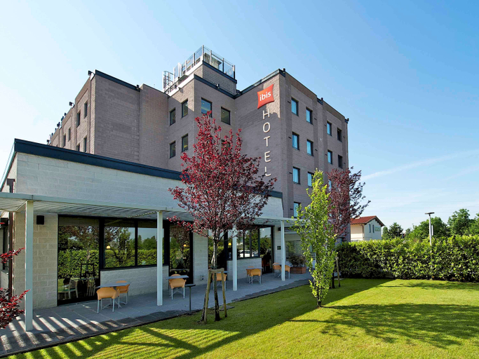 Exterior & Views, ibis Florence Prato East, Florence