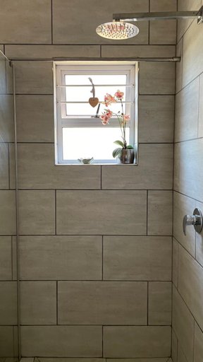 Bathroom 3, Victorian Beach Cottages, eThekwini