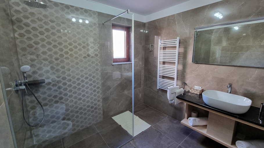 Bathroom 3, Villa Vista 1, Malinska-Dubašnica