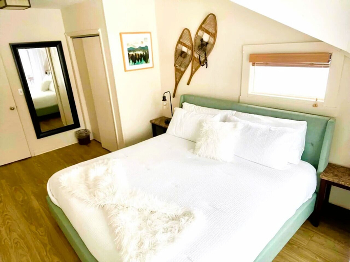 Bedroom 3, The Lincoln Boutique Motel, Cattaraugus