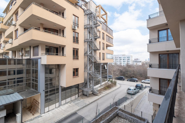 Others 3, Sunny Dream Apartments, Stolichna