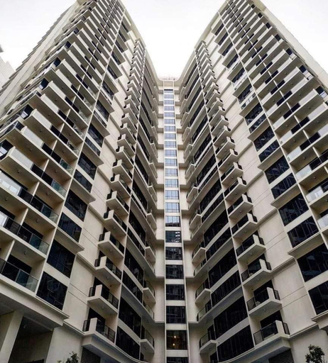 2, Morgan Suite BGC Shortwalk3 Venice Mall free pool gym, Taguig