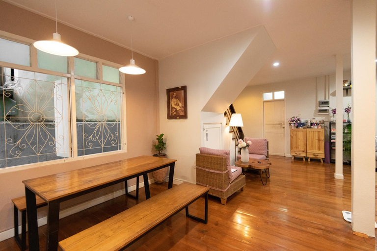 Public Area 2, dara three hostel, Phra Nakhon