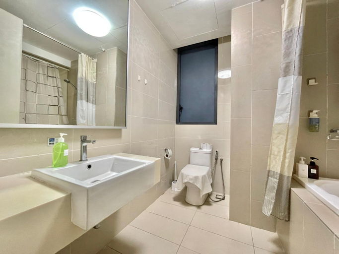 Bathroom 4, KL Gateway 2B2B Cozy apartment, Kuala Lumpur