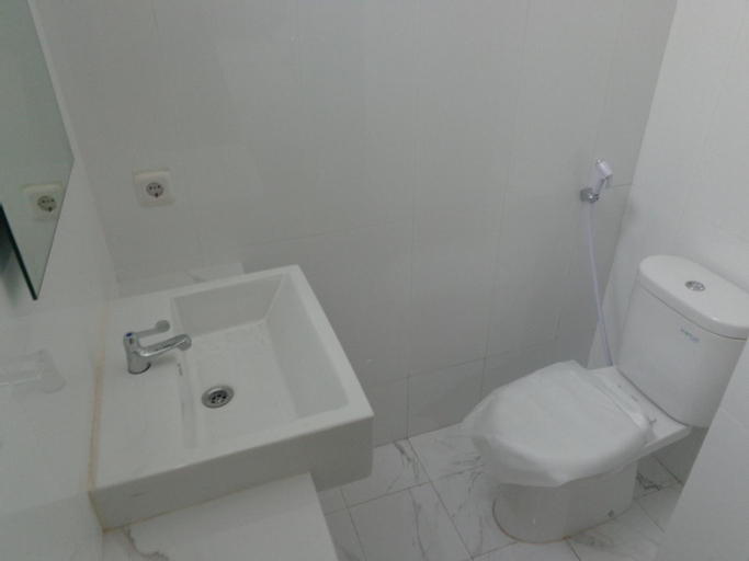Bathroom 6