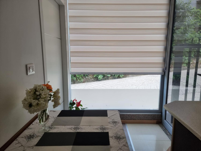 Others 3, Double17 Apartaments, Gjirokastrës