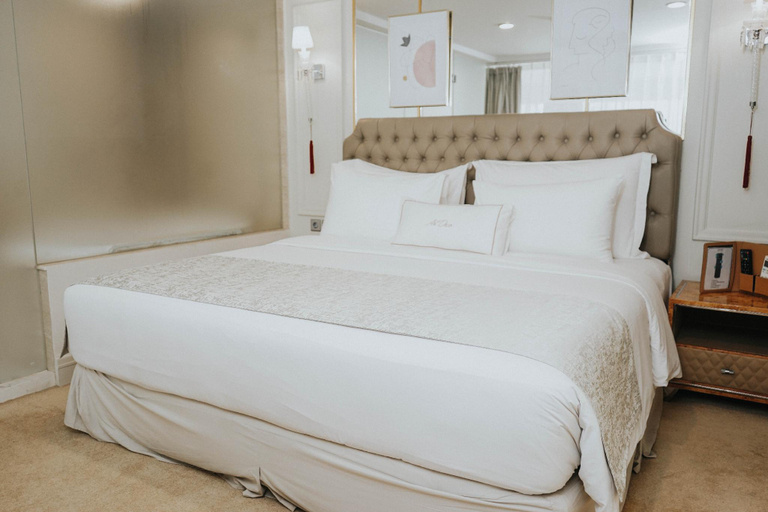 Bedroom 12