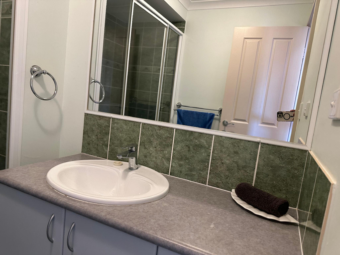 Bathroom 3, the Ningaloo breeze villa 2/10, Exmouth