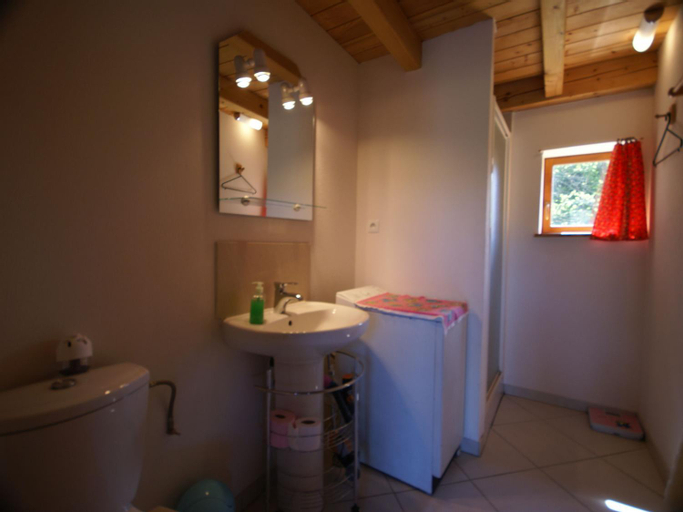 Cosy holiday home with garden in Walscheid, Moselle