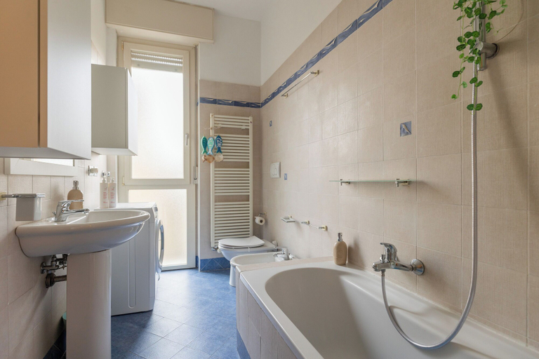 Bathroom 4, Casa Limone by Wonderful Italy, Bologna