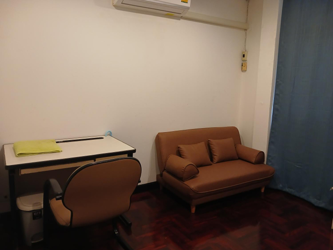 Others 3, Flourish Apartments Sukhumvit 39, Wattana