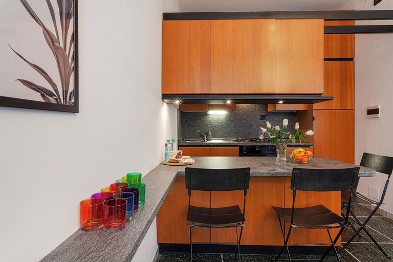 Others 5, Santa Margherita Apartment in the city, Genova