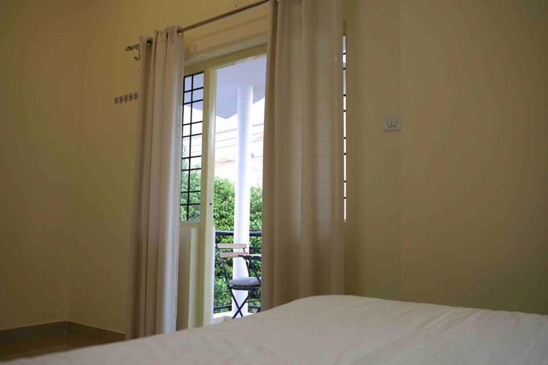 Bedroom 2, Tranquil Staycation - Independent Duplex House, Krishnagiri