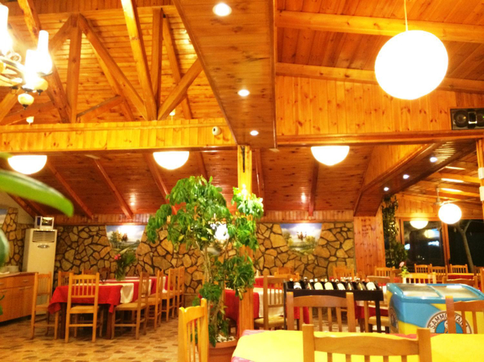 Food & Drinks 4, Hotel Ramosaco, Radhime, Vlore, Vlorës