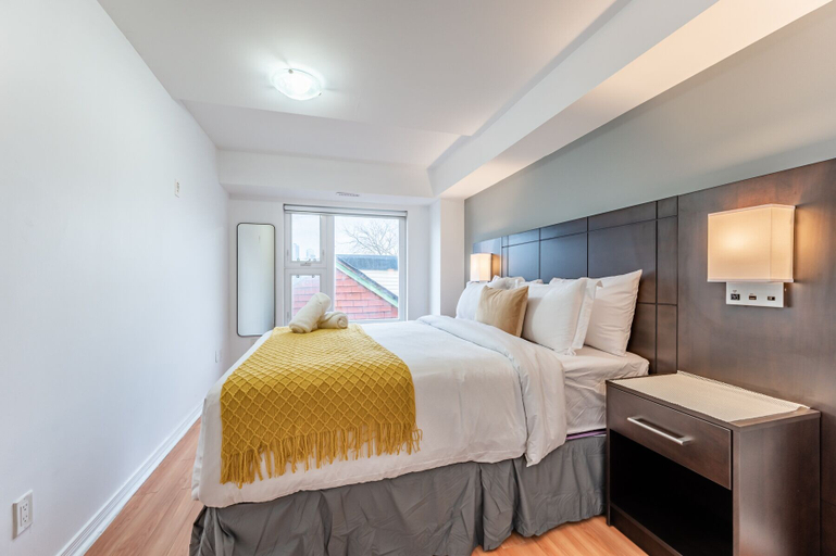Bedroom 5, Sarkar Suites - Entertaiment Dist, Toronto