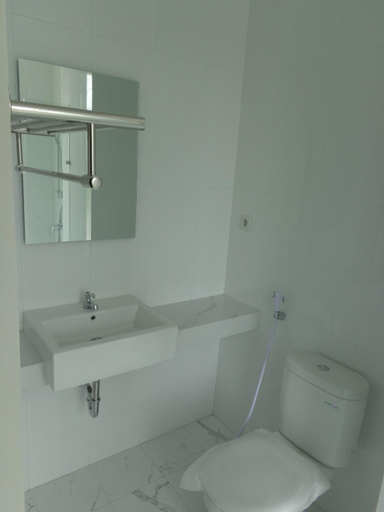 Bathroom 6