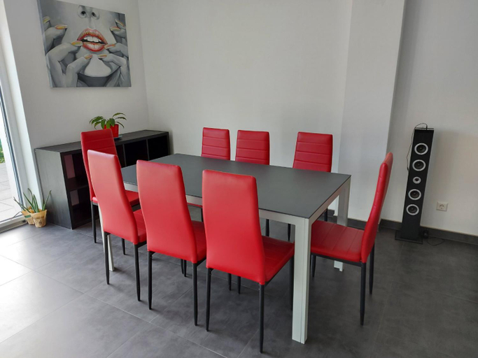 Facilities 4, Several different rooms, newly furnished, in a new house in Vichten, Redange