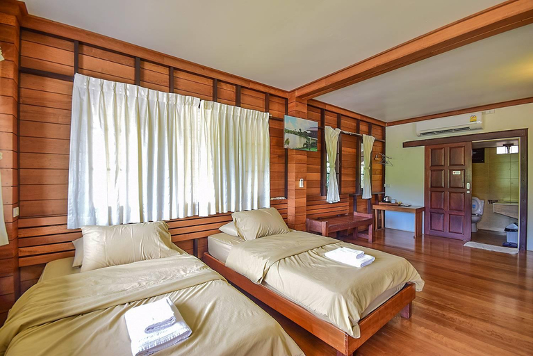 Bedroom 8