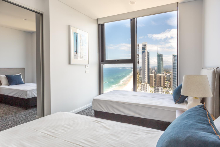 Others 4, Sea view Beachfront apartment in surfers, Gold Coast