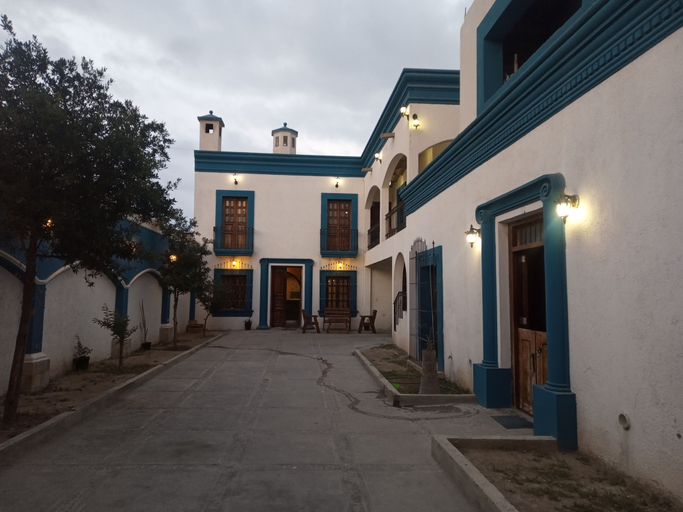 Exterior & Views 2, ANTIQUE Garcia, García