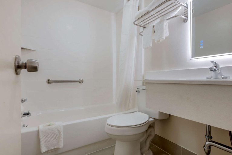 Bathroom 2