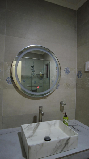 Bathroom 2, Apartment with Sea View - Residence Abrico