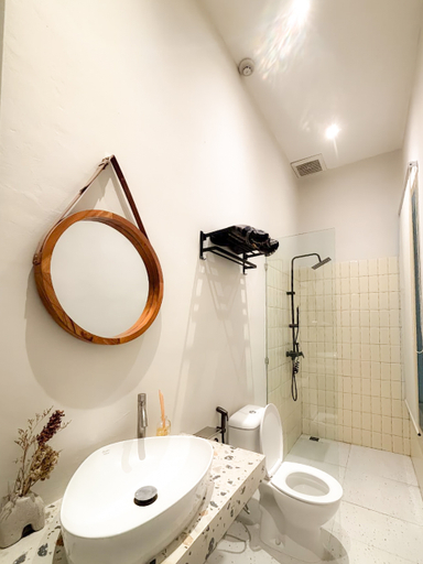 Bathroom 4, Semasa Villa Purwokerto, Banyumas