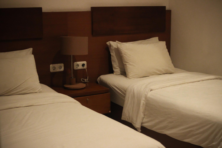 Bedroom 9