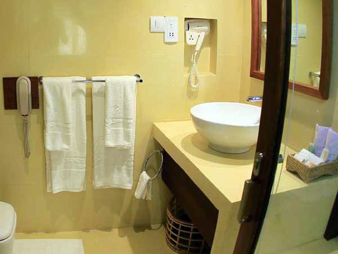 Bathroom 4, Peacock Wild Yala, Thissamaharama