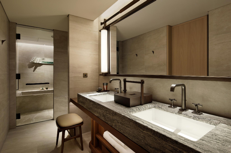 Bathroom 6