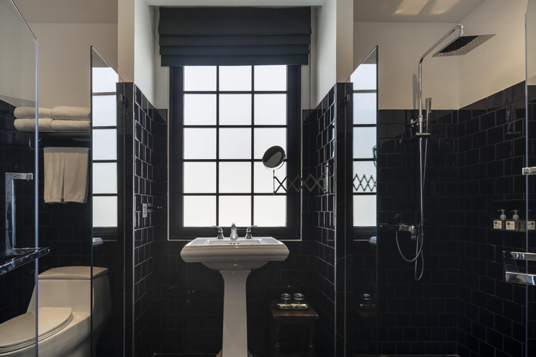 Bathroom 5