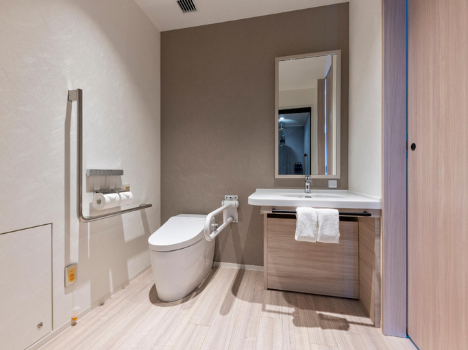 Bathroom 27