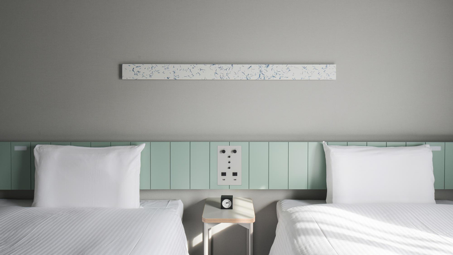 Bedroom 13