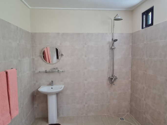 Others 4, Gala Beach Self-Catering