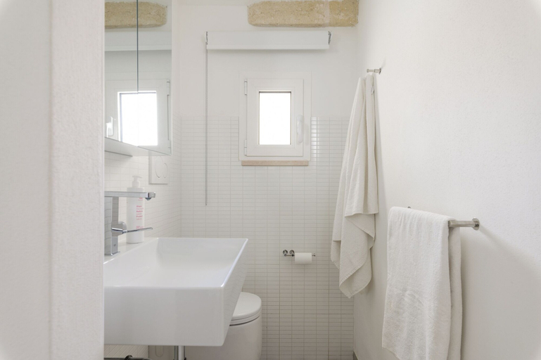 Bathroom 4, Terrazza Acquasale by Wonderful Italy, Brindisi