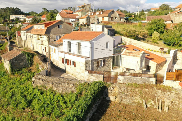 Others 3, Views and Beds, Pontevedra