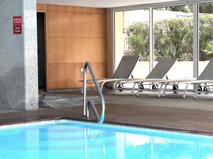Le Victoria, beau T2 central au pied des plages, piscine, sauna, Alpes-Maritimes