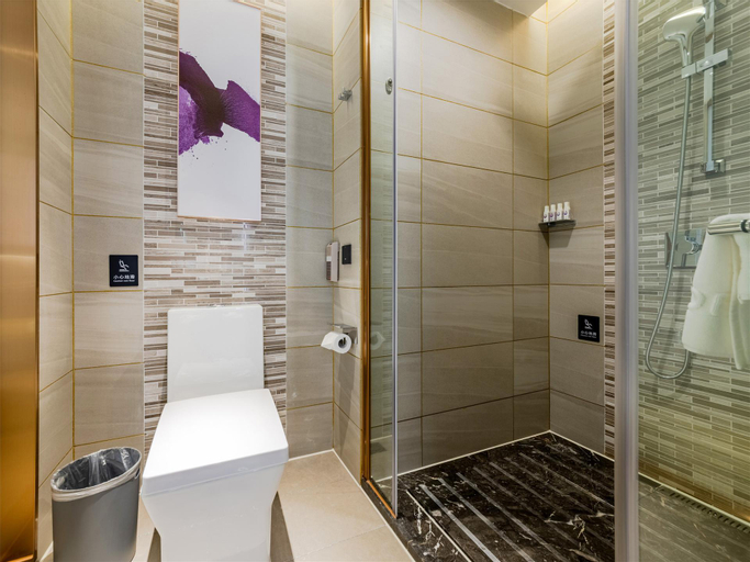 Bathroom 4