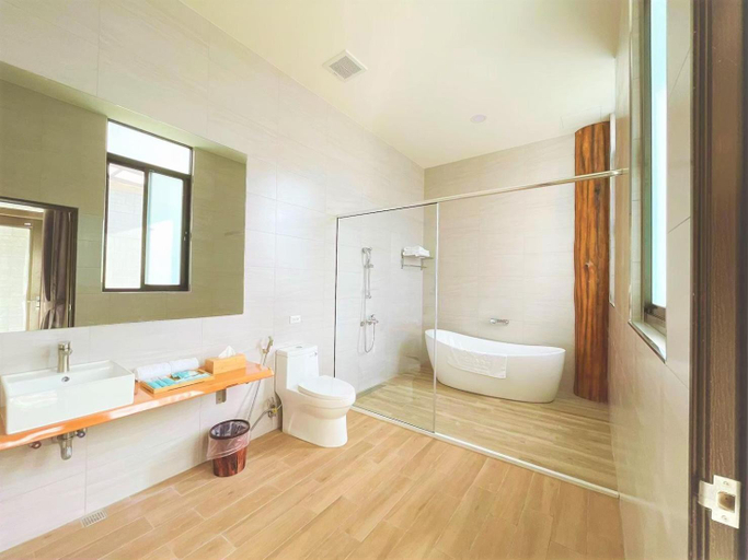 Bathroom 1, City of Trees B&B, New Taipei City