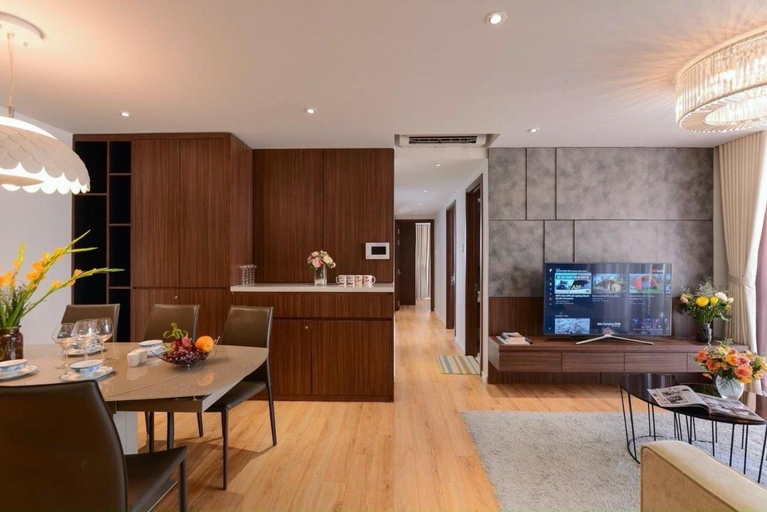 Dining Room 8