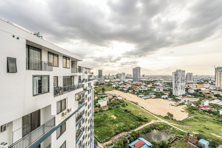 Exterior & Views 2, MekongView 6 Residence Sky Pool, Ruessei Kaev