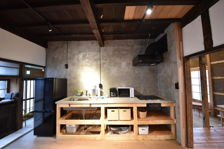 Others 3, Dive INN Kiryu, Kiryū