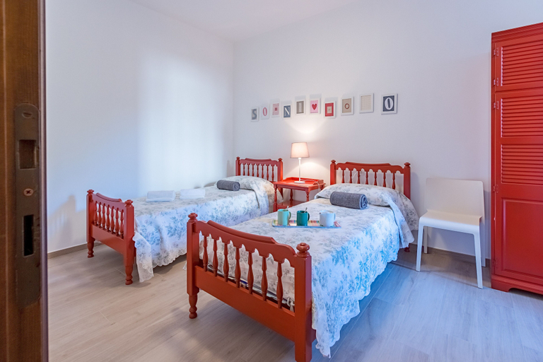 Bedroom 1, Borgo Adige 12 Apartment, Brescia
