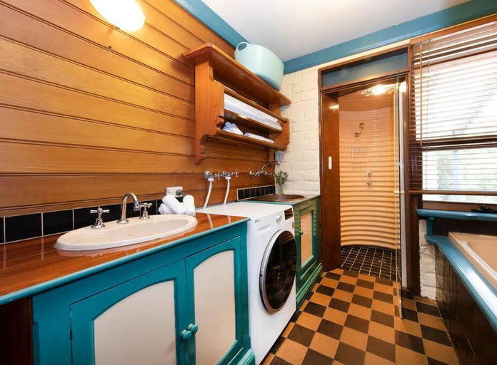 Bedroom 3, Willunga Cottage- Sleeps 6 Pool, Adelaide