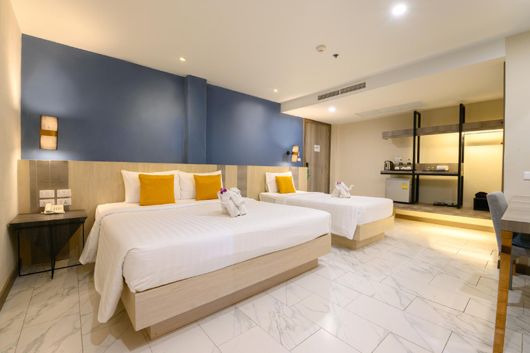 Bedroom 25